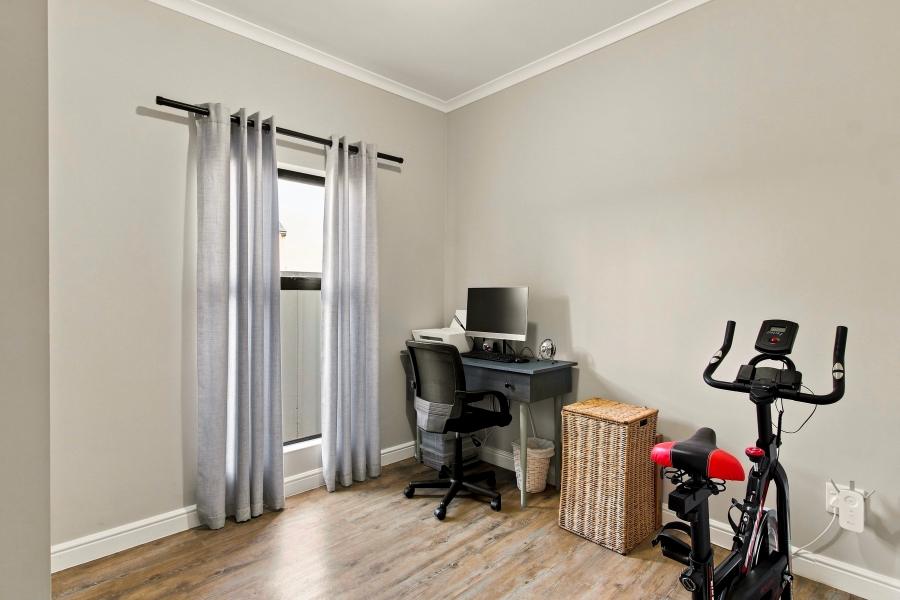3 Bedroom Property for Sale in Aan de Wijnlanden Western Cape